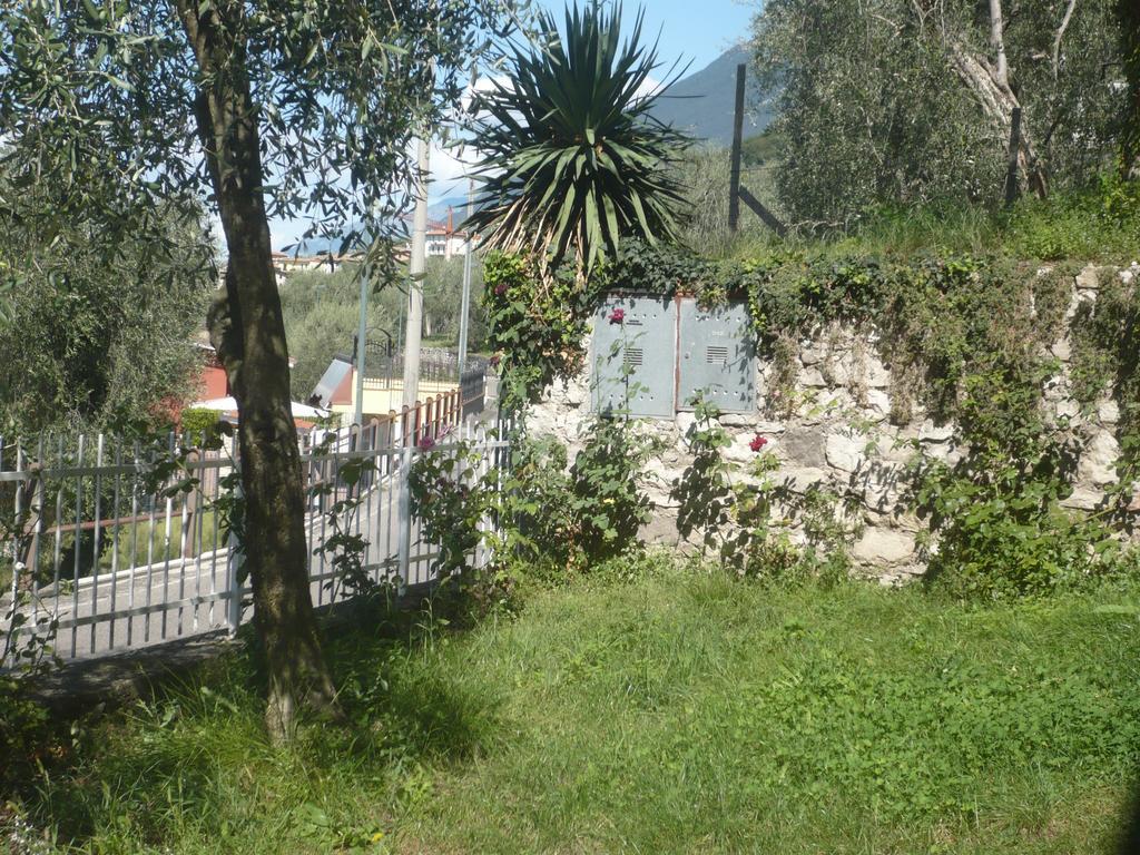 ברנצונה סול גארדה Appartamento Michela חדר תמונה